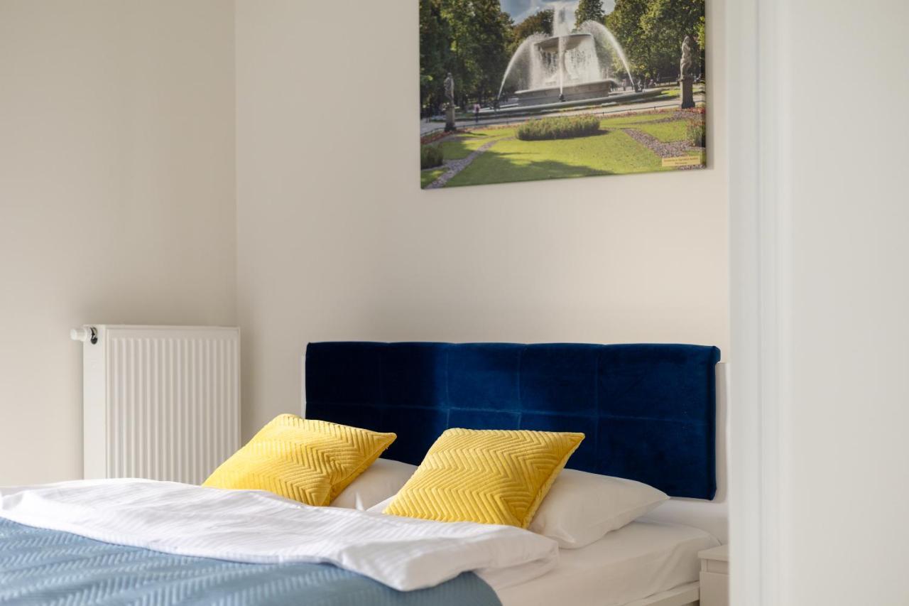 Wola Chic Blue Apartment Warsaw Exterior photo